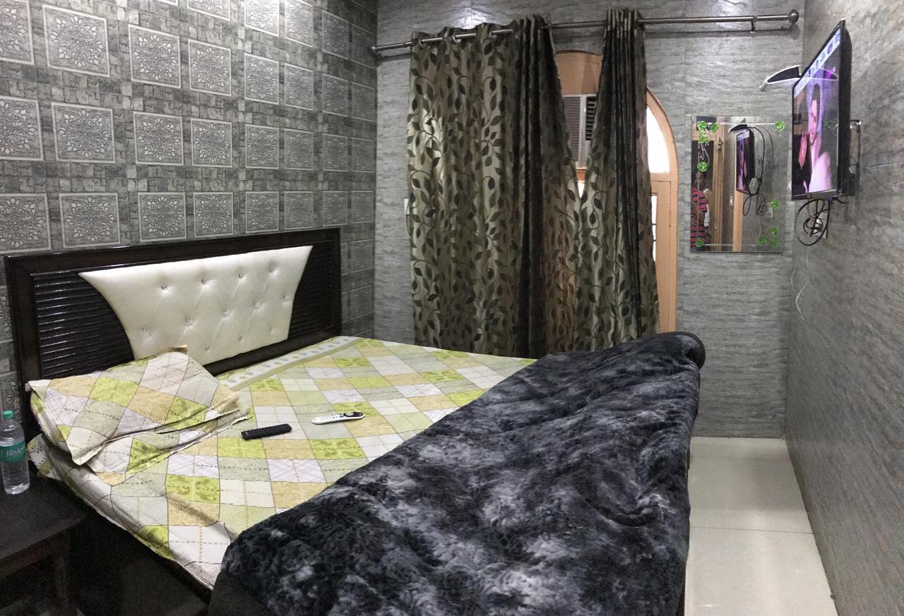 Hotel Prince Palace Патиала Экстерьер фото